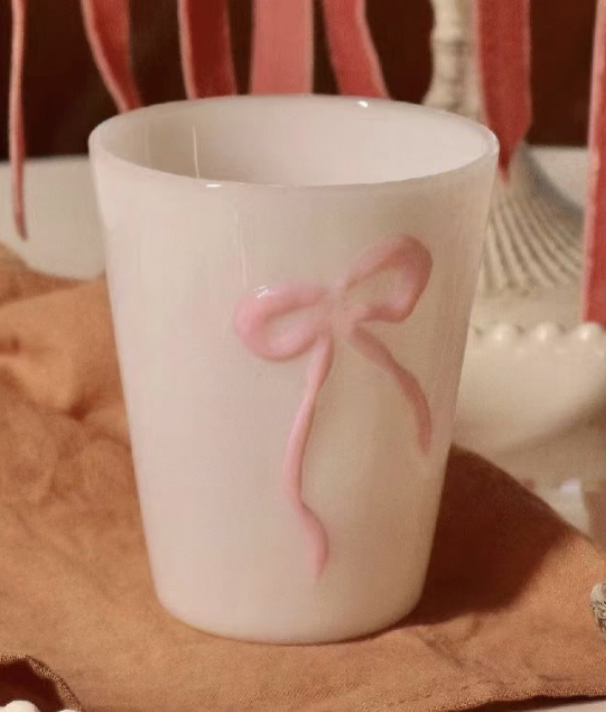 【海外直送】数量限定!手描きリボンカップ タンブラー 韓国食器