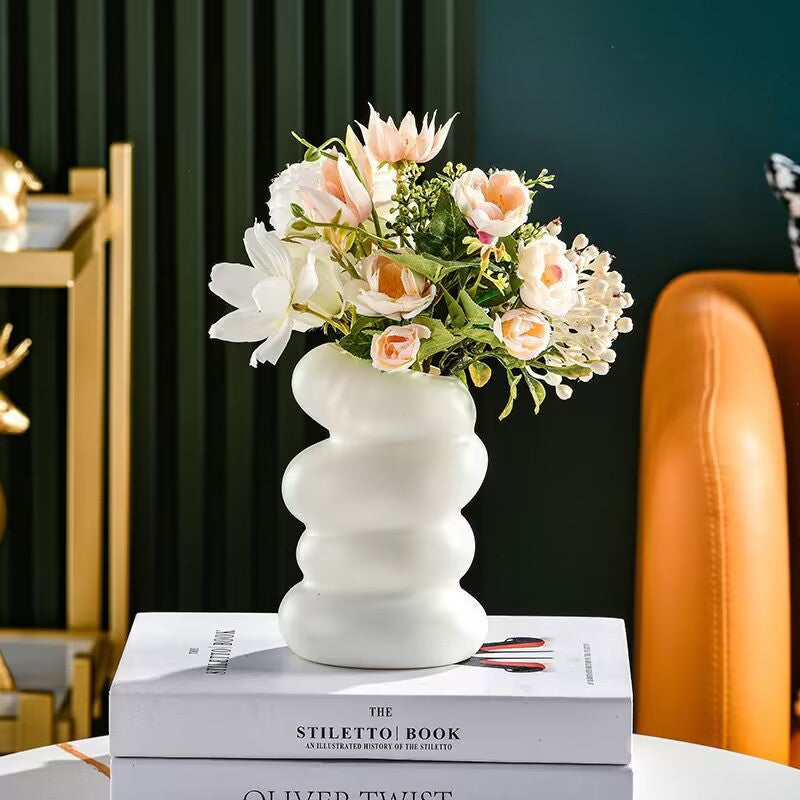 Creative Plastic Spiral Vase Nordic Style Living Room Flower Container Ornaments Dry And Wet Flower Vase Imitation Glaze Imitation Porcelain Flower Pot